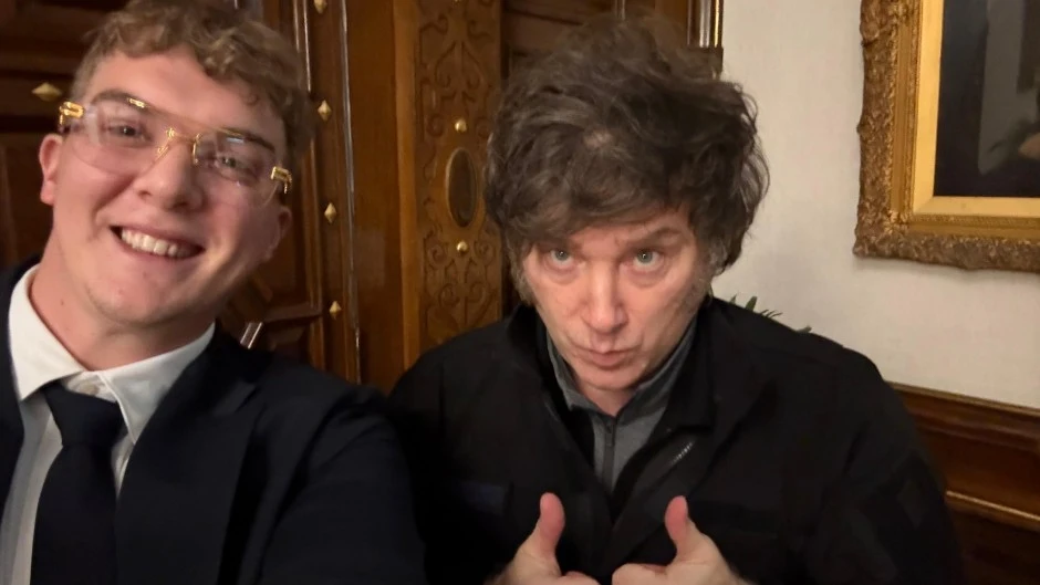 679cfbdc37b26_940_529!