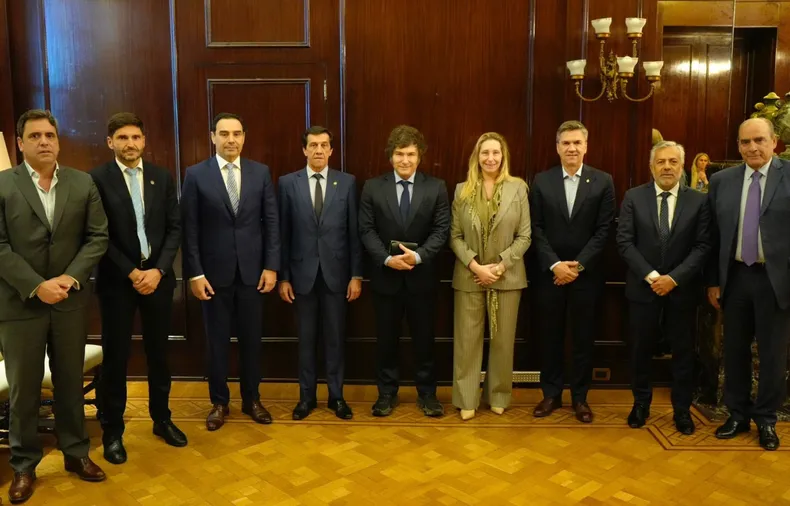 milei-gobernadores-radicalesjpeg