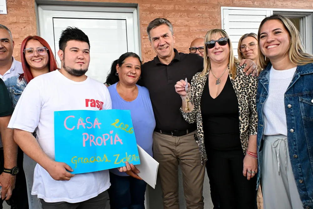 1000180569-69d80d9e5d72e434823658