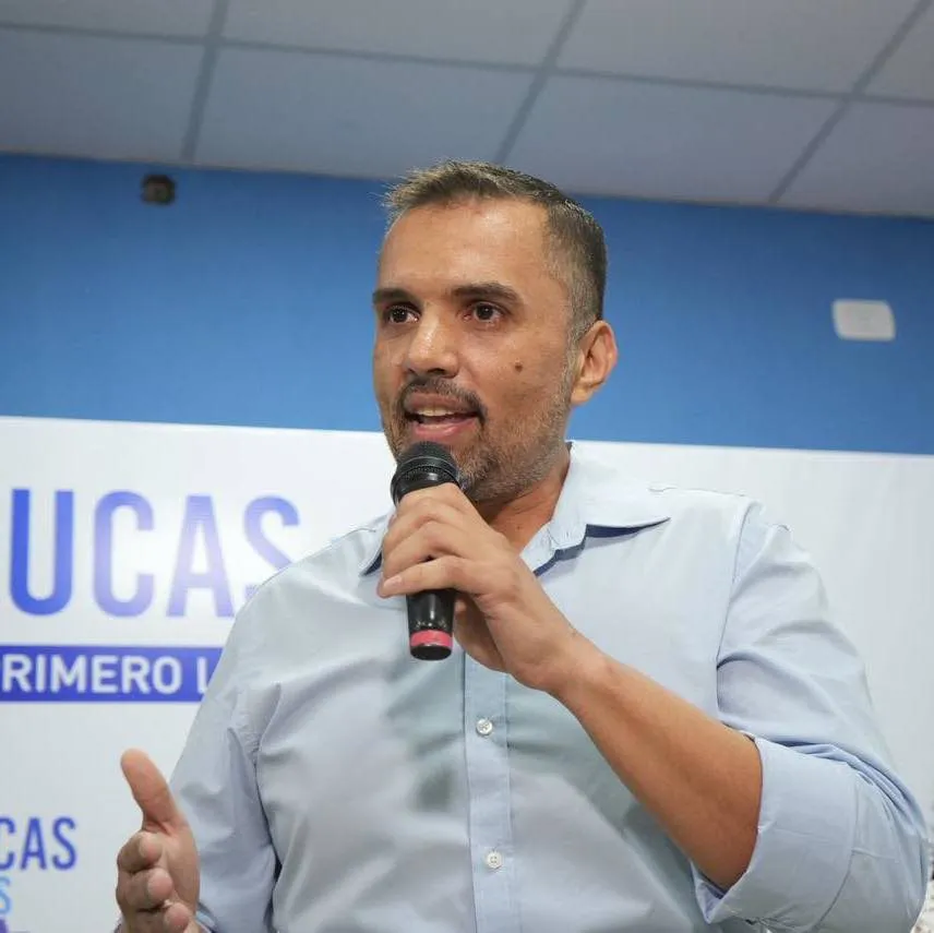 e3285167-a34e-4060-8416-43194b3961b4 (1)