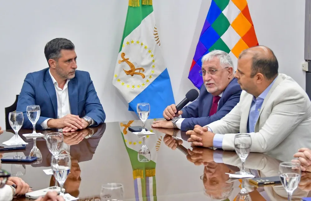 whatsapp-image-2025-09-19-at-6-33-45-pm-1-68cdccf140ee6156779368