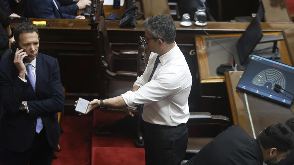 68e70eda2beb7_940_529!