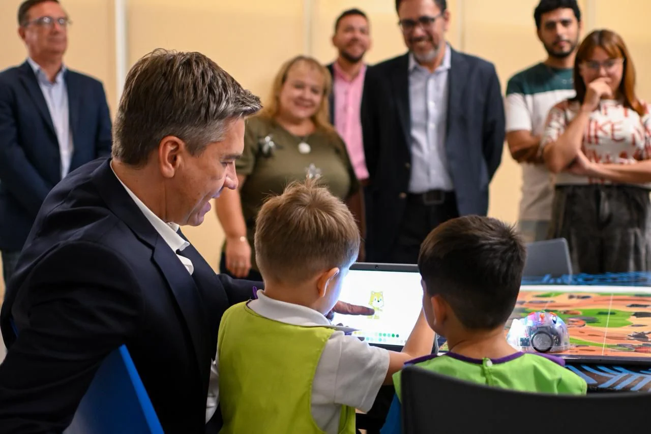 1000168397-69bd7f8551382146121279