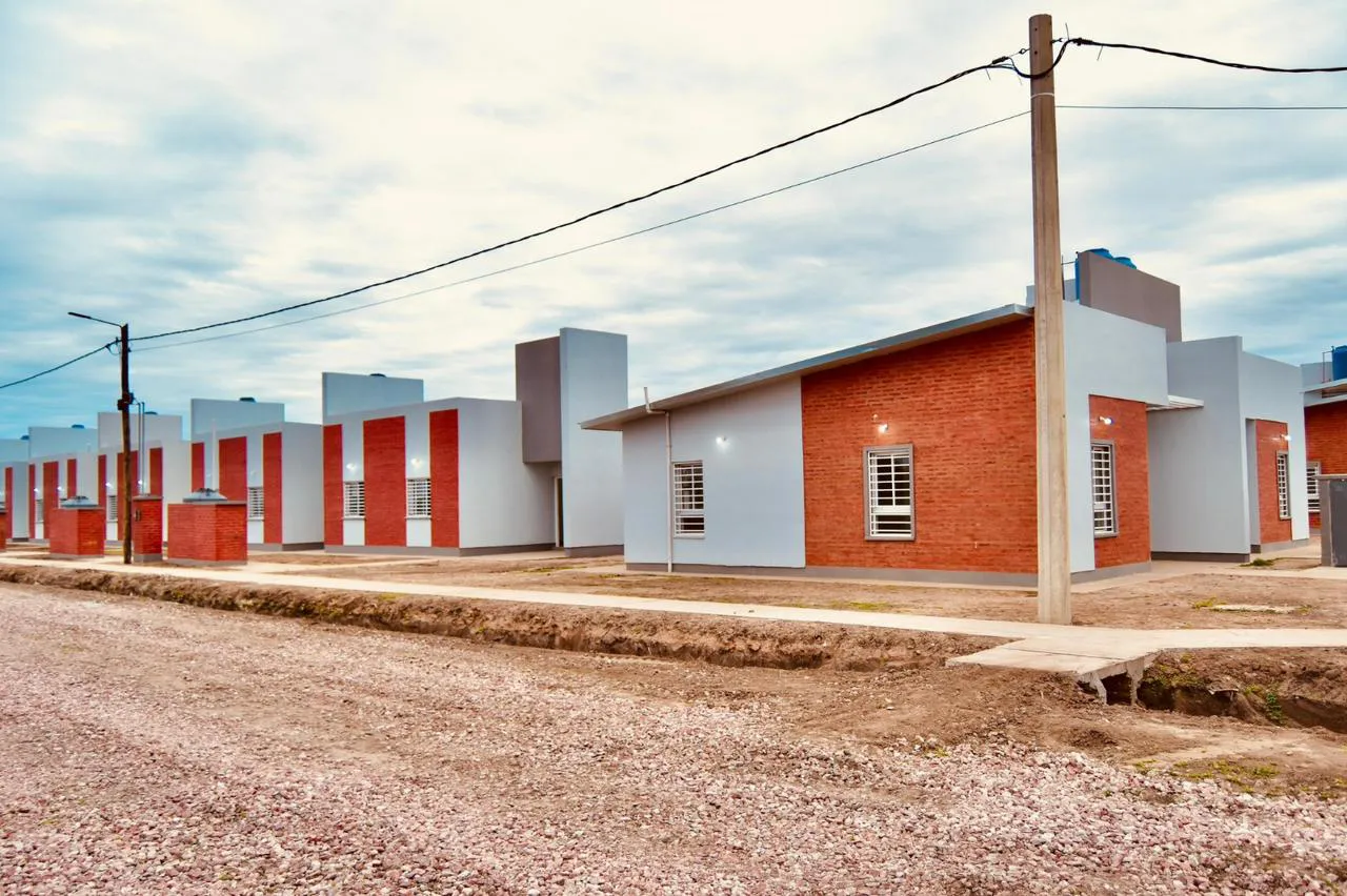 whatsapp-image-2025-08-12-at-08-10-12-689b22975d220926498546