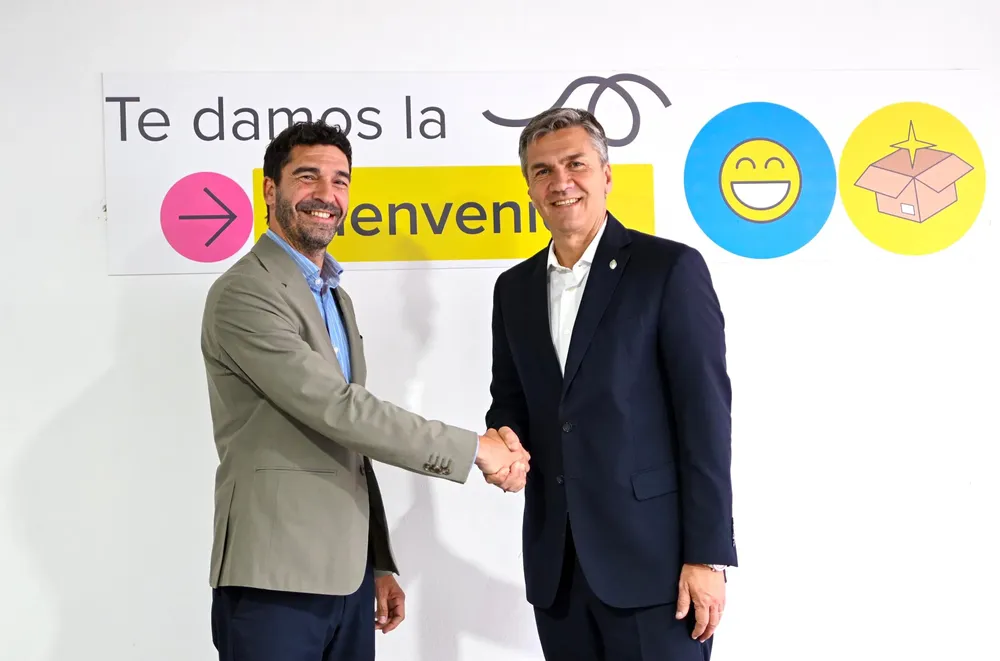 1001008528-692dae08052b4908774985