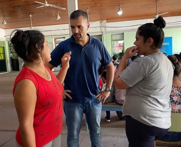 c6ebd189-6c99-4522-8d2c-c508b56c2e4e