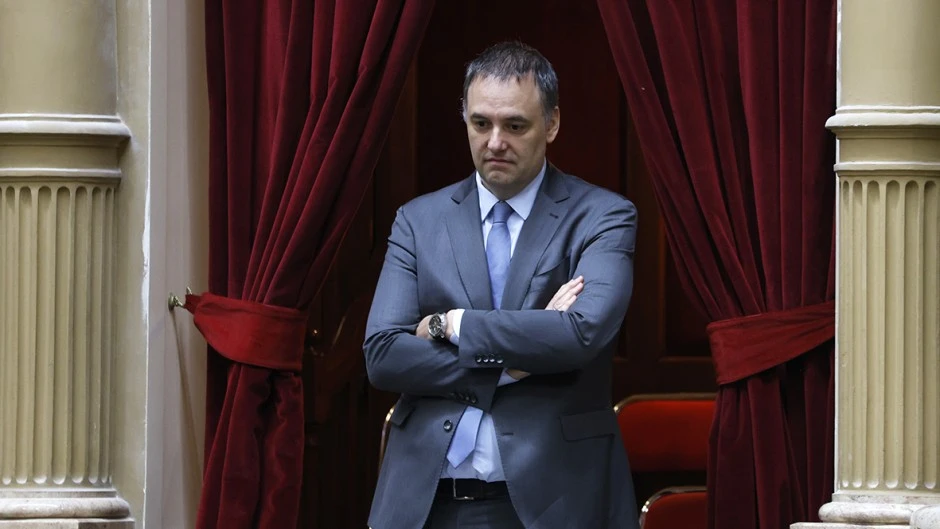 6942d67ada105_940_529!