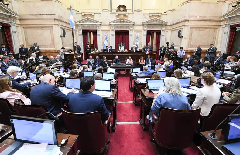 senado-la-nacion-argentina-sesion-presupuesto-2026-26-12-2025