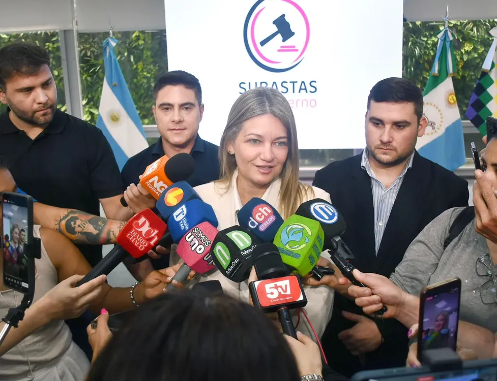 1000086152-690b84b8765f8711638123