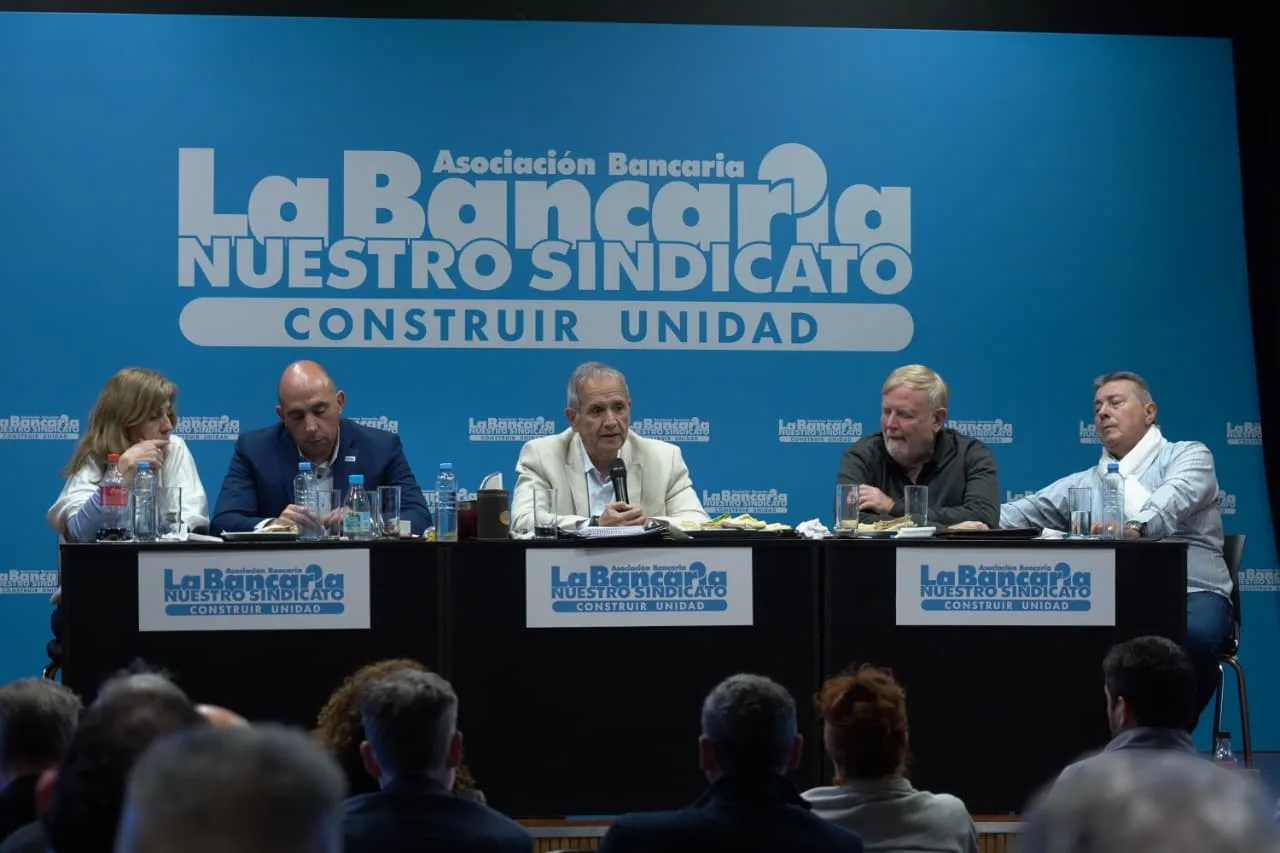 WhatsApp-Image-2025-10-30-at-14.30.16