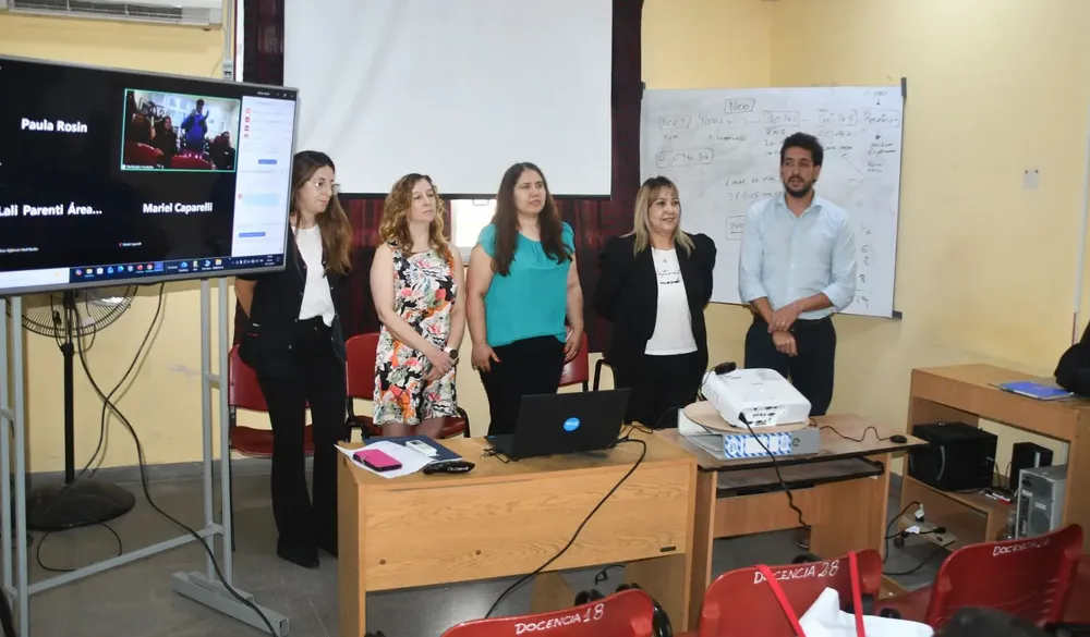 1000977903-6917257fe1412869614090